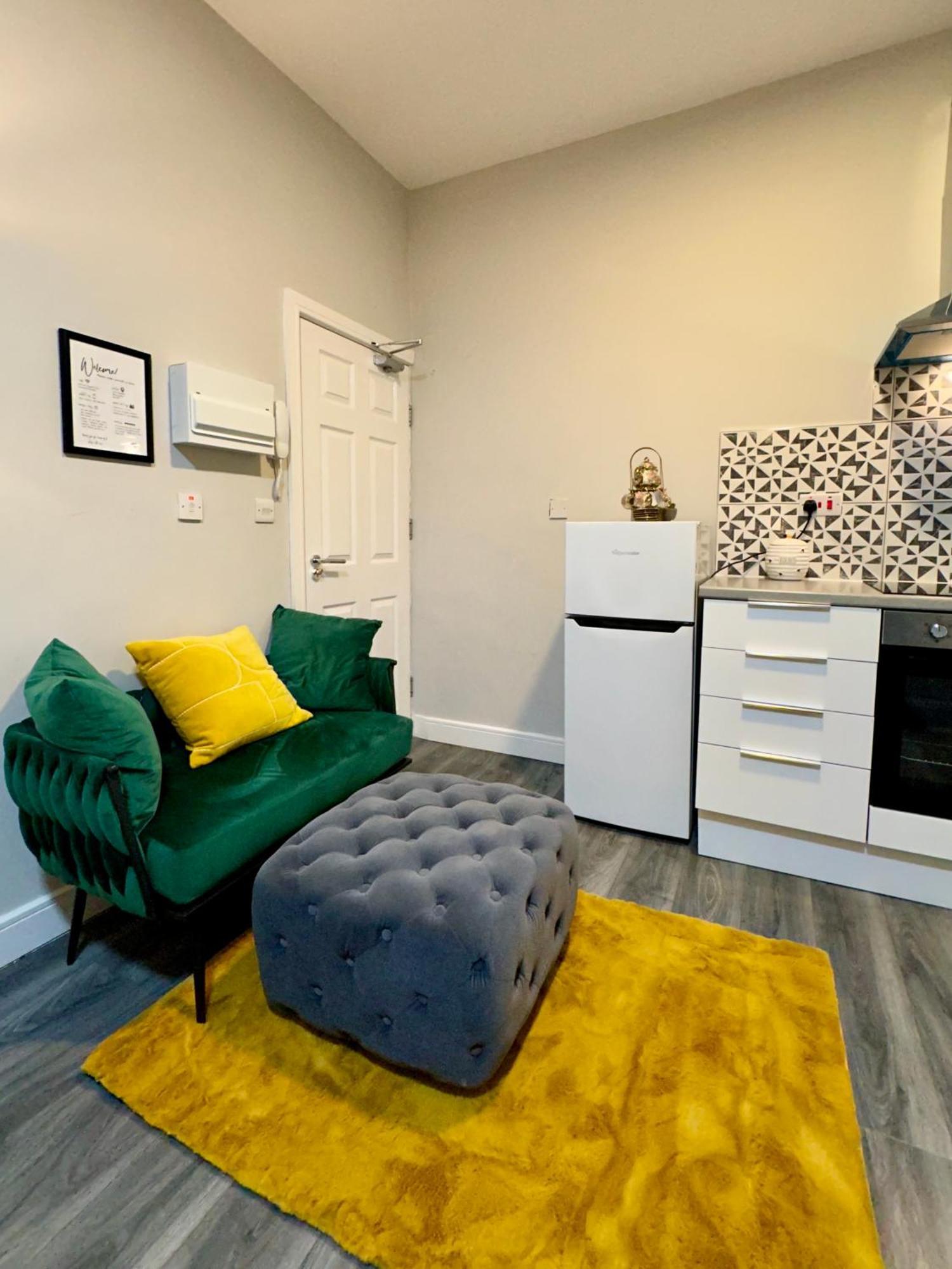 Private Luxurious City Studio-Daily,Weekly,Monthly Birmingham Exterior photo